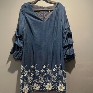 Blue Chambray Dress tiered puff sleeves embroidered  Size 14 cottage spring